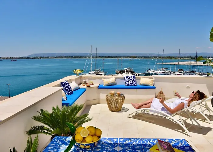 La Gorgone Ortigia Suites
